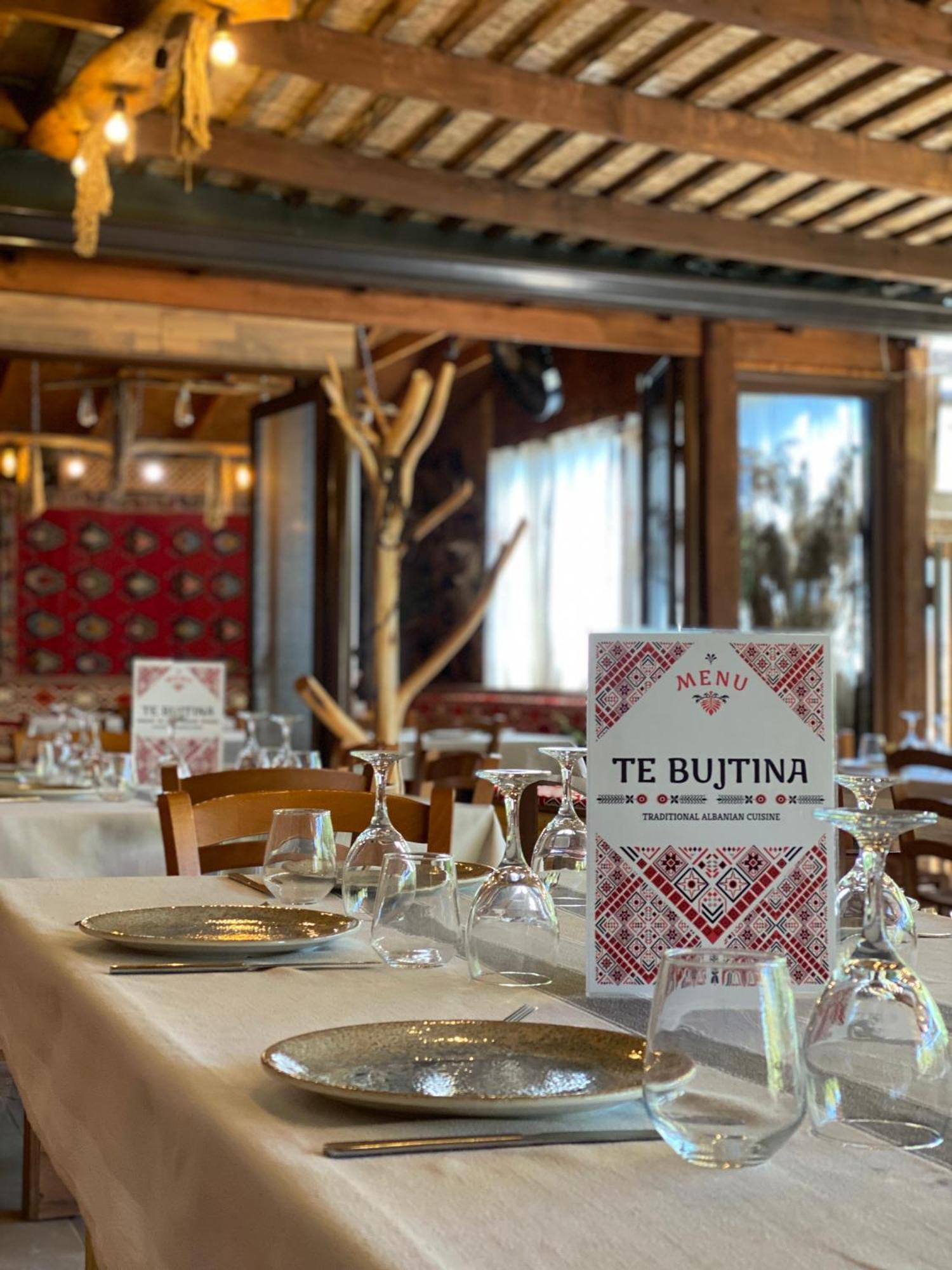 Te Bujtina Hotel- Cozy Stay With Traditional Breakfast Near Beach 골렘 외부 사진