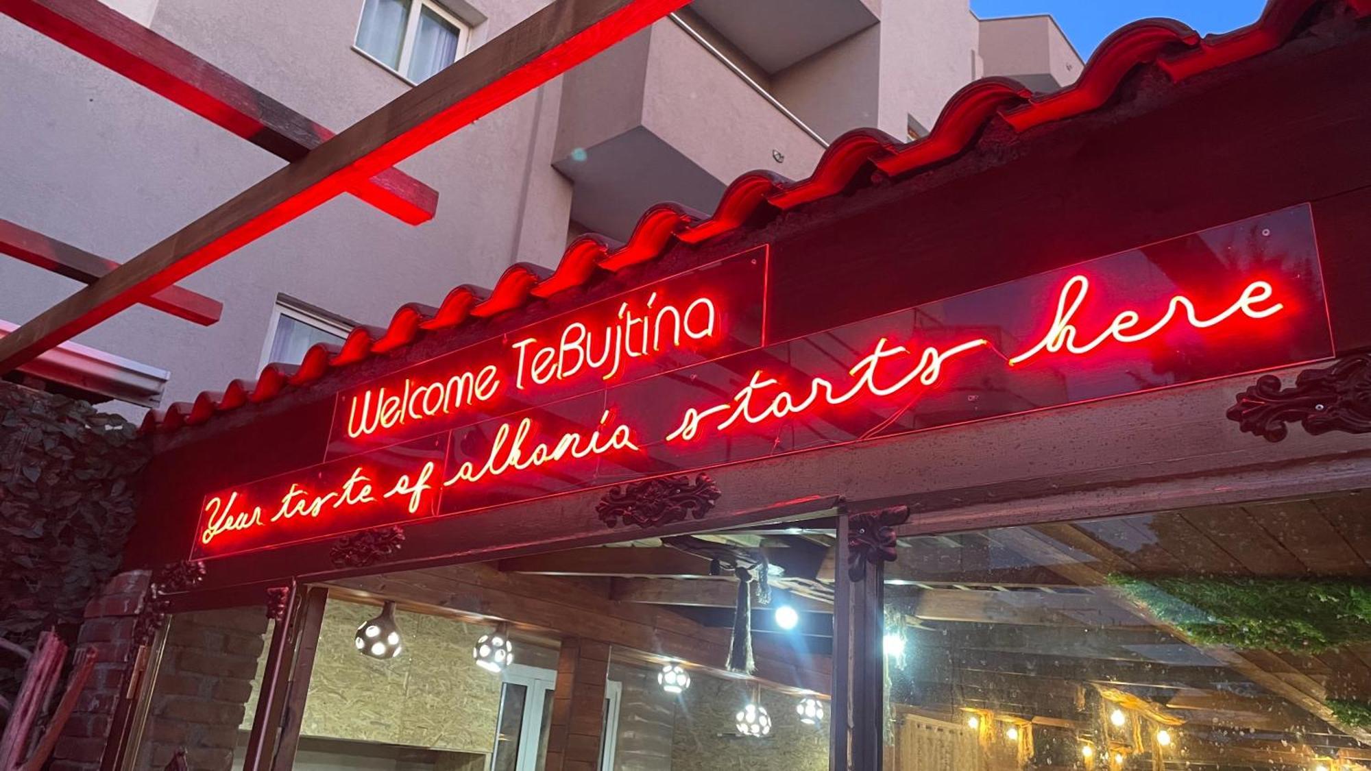 Te Bujtina Hotel- Cozy Stay With Traditional Breakfast Near Beach 골렘 외부 사진
